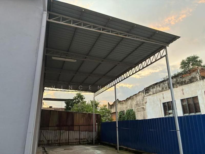 Kilang Berkembar untuk Disewa di Nilai (Negeri Sembilan) - Vincent Tan - Exterior - PropertyGuru.com.my