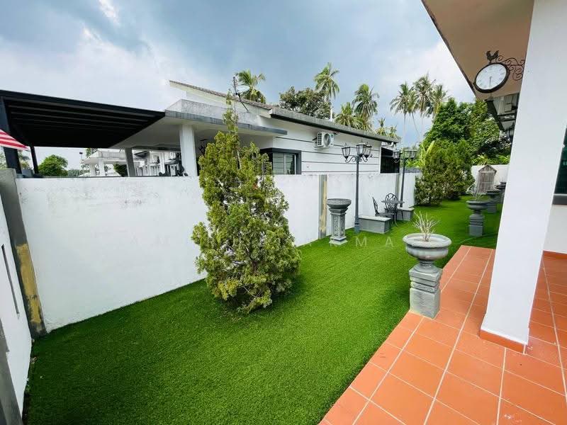 Rumah Berkembar untuk Dijual di Kapar (Selangor) - Amirul Akmal - Exterior - PropertyGuru.com.my