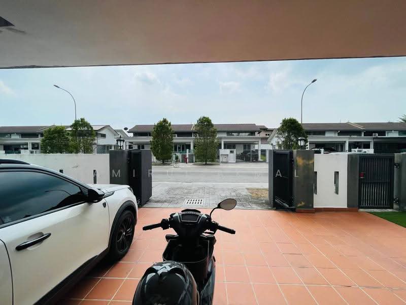 Rumah Berkembar untuk Dijual di Kapar (Selangor) - Amirul Akmal - Exterior - PropertyGuru.com.my
