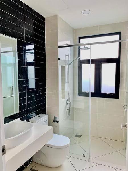 Kondominium untuk Dijual di Sky Condominium (Skyz Residence) - Derrick Yeong - Bathroom - PropertyGuru.com.my