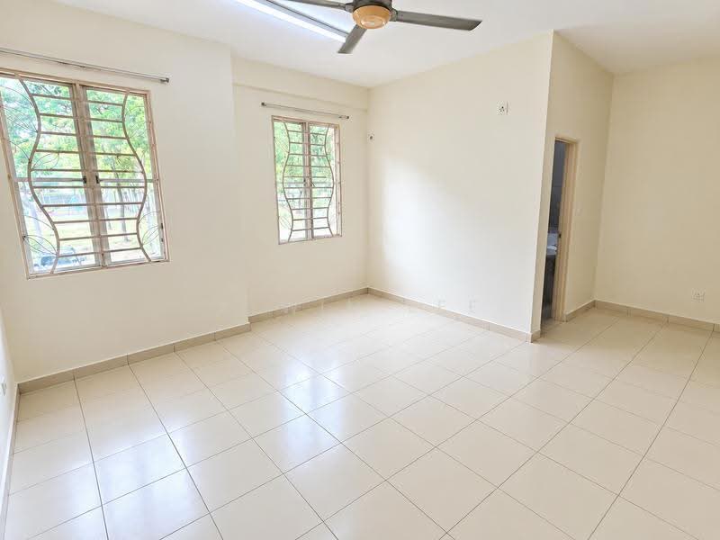 2-storey Terraced House for Rent in Alam Nusantara (Setia Alam) - Alwin Lee - Living Room - PropertyGuru.com.my
