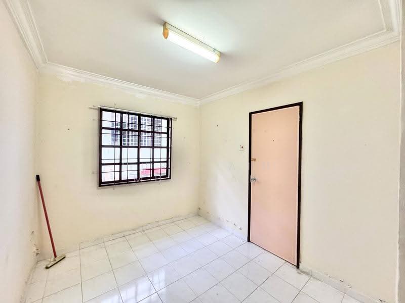 Bungalow House for Sale in Kuala Selangor (Selangor) - Nurul Ain Muharam - Interior - PropertyGuru.com.my