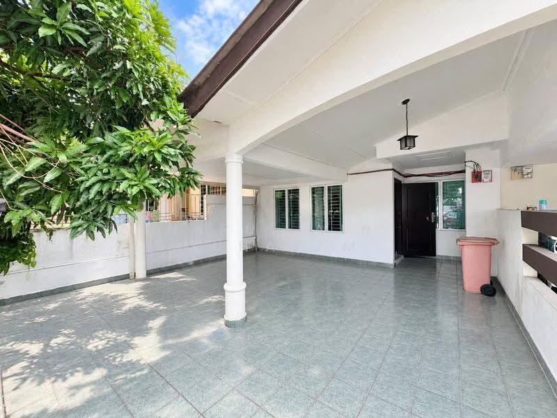Bungalow House for Sale in Kuala Selangor (Selangor) - Nurul Ain Muharam - Exterior - PropertyGuru.com.my