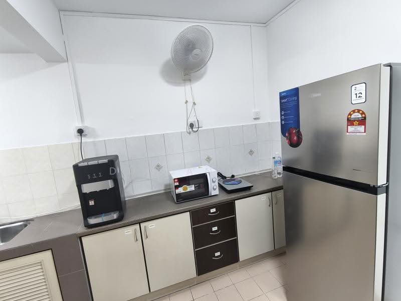 Condominium for Rent at Puncak Seri Kelana - Duncan Lee - Kitchen - PropertyGuru.com.my