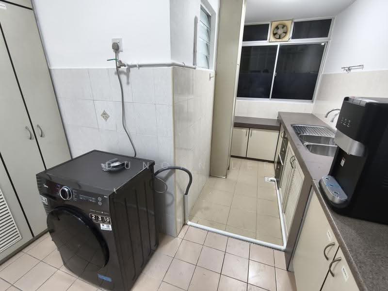 Condominium for Rent at Puncak Seri Kelana - Duncan Lee - Kitchen - PropertyGuru.com.my