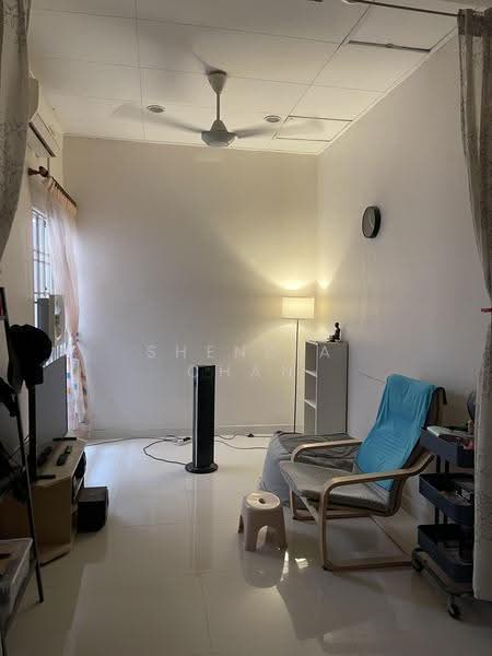 2-storey Terraced House for Sale in Taman Tasik Prima (Puchong) - Geok Bee Chan - Living Room - PropertyGuru.com.my