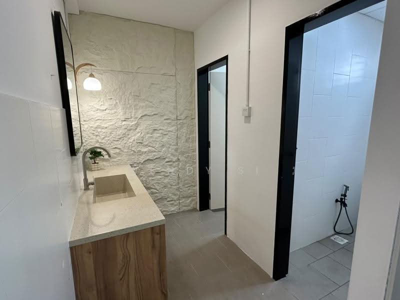 Office for Rent in Setia Alam (Selangor) - Wendy Si - Bathroom - PropertyGuru.com.my