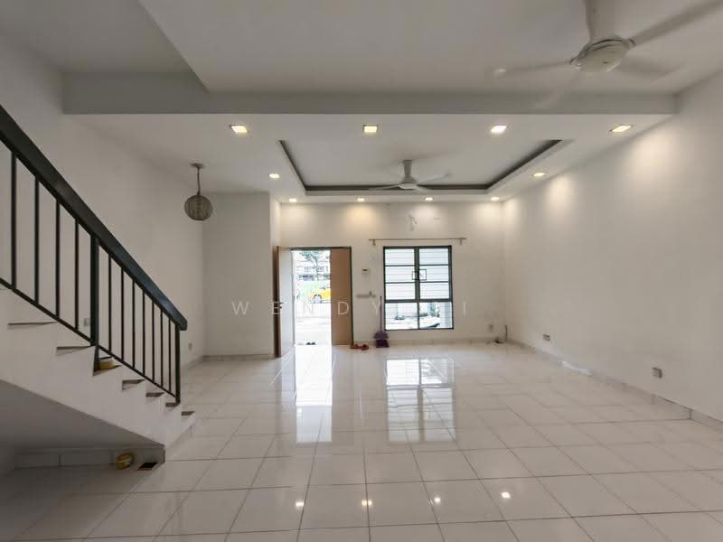 2-storey Terraced House for Rent in Setia Alam (Selangor) - Wendy Si - Living Room - PropertyGuru.com.my