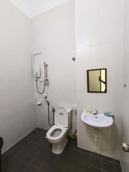 2-storey Terraced House for Rent in Setia Alam (Selangor) - Wendy Si - Bathroom - PropertyGuru.com.my