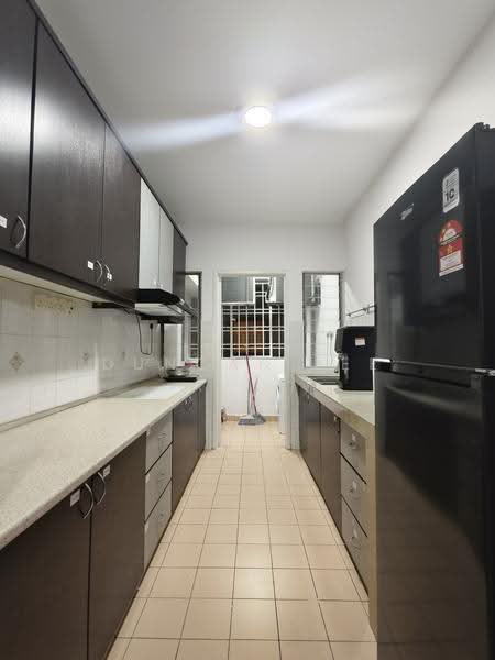 Condominium for Rent at Puncak Seri Kelana - Duncan Lee - Kitchen - PropertyGuru.com.my
