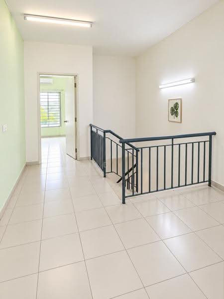 2-storey Terraced House for Rent in Shah Alam (Selangor) - Wendy Si - Corridor - PropertyGuru.com.my