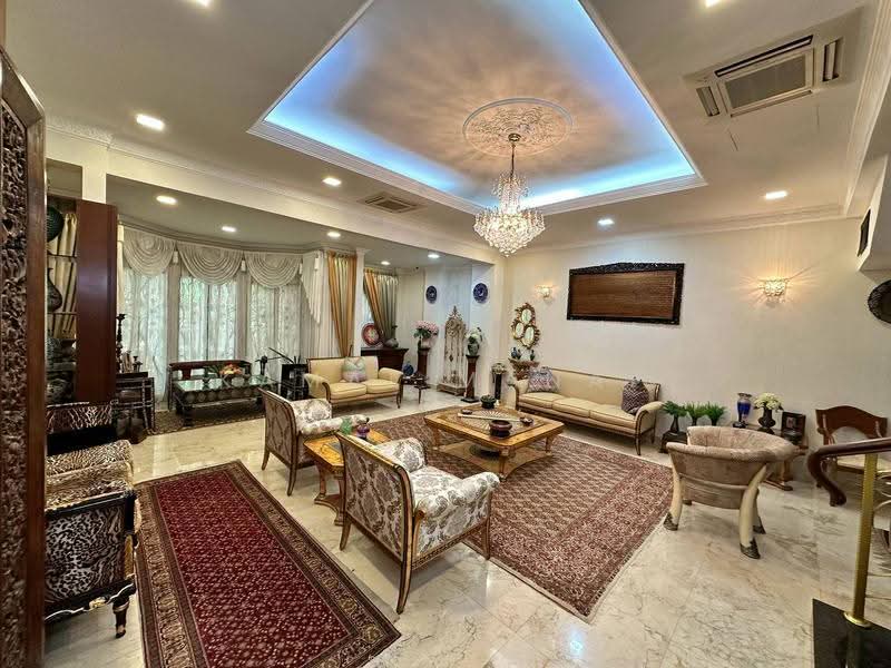Semi-Detached House for Sale in SS4 (Petaling Jaya) - Kamal Manaf - PropertyGuru.com.my
