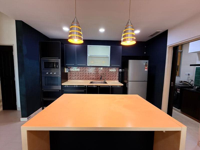 Condominium for Sale at Diamond Villa Condominium - Anne Lee - Kitchen - PropertyGuru.com.my