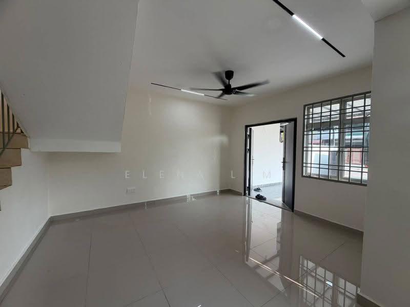 Rumah Teres 2-Tingkat untuk Dijual di Nusantara Prima (Gelang Patah) - Elena Lim - Living Room - PropertyGuru.com.my
