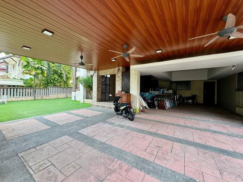 Semi-Detached House for Sale in Bukit Jelutong (Shah Alam) - Afiqah zaidi - Exterior - PropertyGuru.com.my