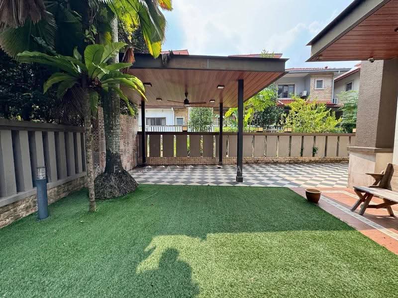 Semi-Detached House for Sale in Bukit Jelutong (Shah Alam) - Afiqah zaidi - Exterior - PropertyGuru.com.my