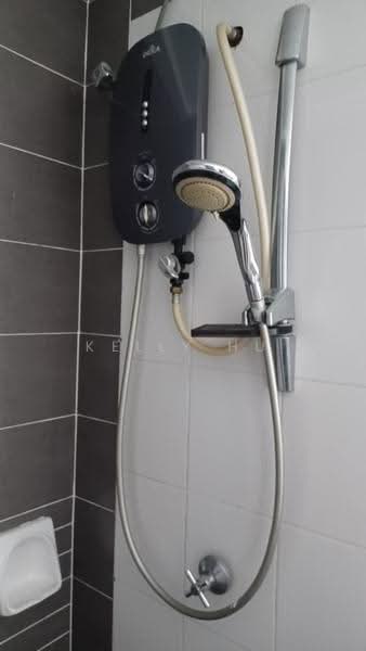 Rumah Teres 2-Tingkat untuk Disewa di Bandar Bukit Raja (Klang) - Kelly Hu - Bathroom - PropertyGuru.com.my