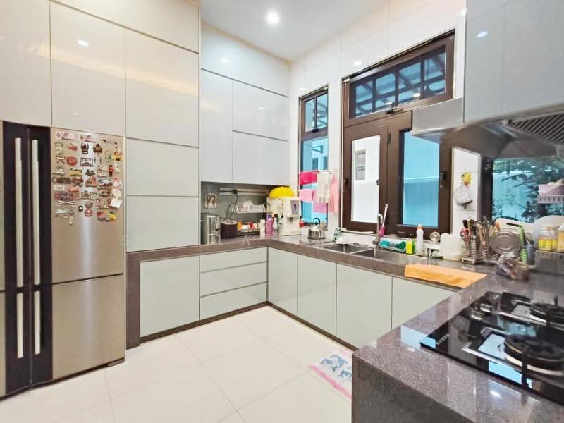 Cluster House for Sale in Eco Botanic (Iskandar Puteri (Nusajaya)) - Stella Narita - Kitchen - PropertyGuru.com.my