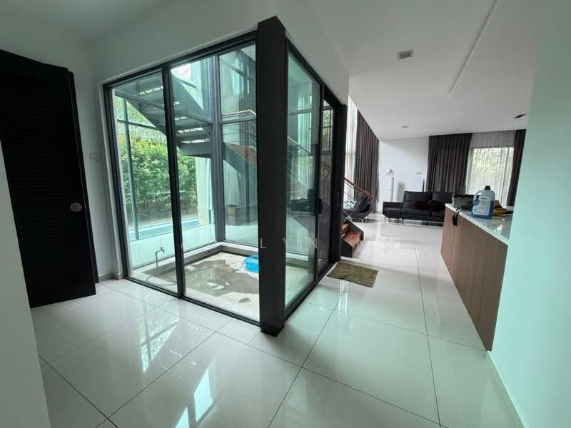 Rumah Banglo untuk Disewa di Leisure Farm (Gelang Patah) - Jacelyn Ng - Living Room - PropertyGuru.com.my