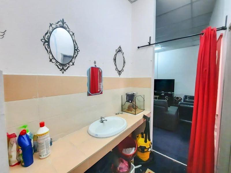 Kedai untuk Dijual di KL City Centre (Kuala Lumpur) - Sri Rohayu Yusof - Living Room - PropertyGuru.com.my