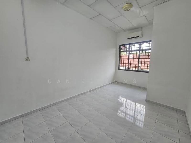 2-storey Terraced House for Sale in Taman Pulai Utama (Skudai) - Daniel Yong - Interior - PropertyGuru.com.my