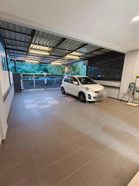 2-storey Terraced House for Sale in Johor Bahru (Johor) - June Tan - Car Park - PropertyGuru.com.my