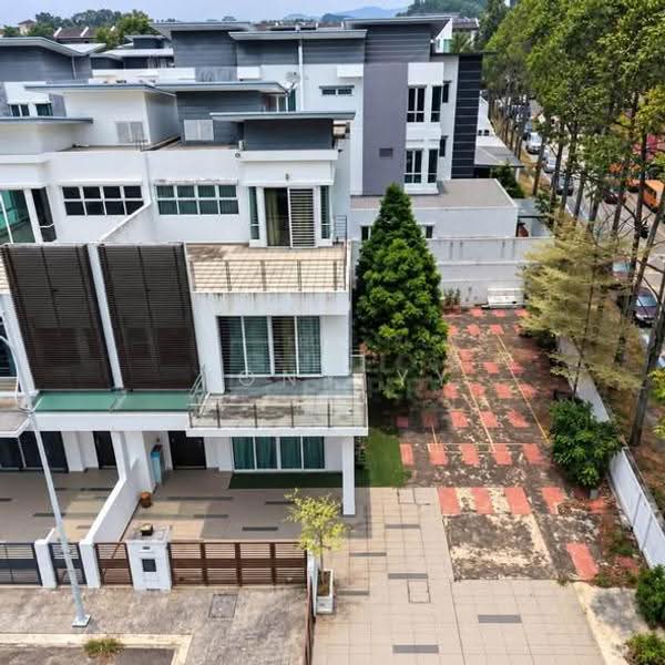 Semi-Detached House for Sale in Kajang (Selangor) - Tony YY - Exterior - PropertyGuru.com.my