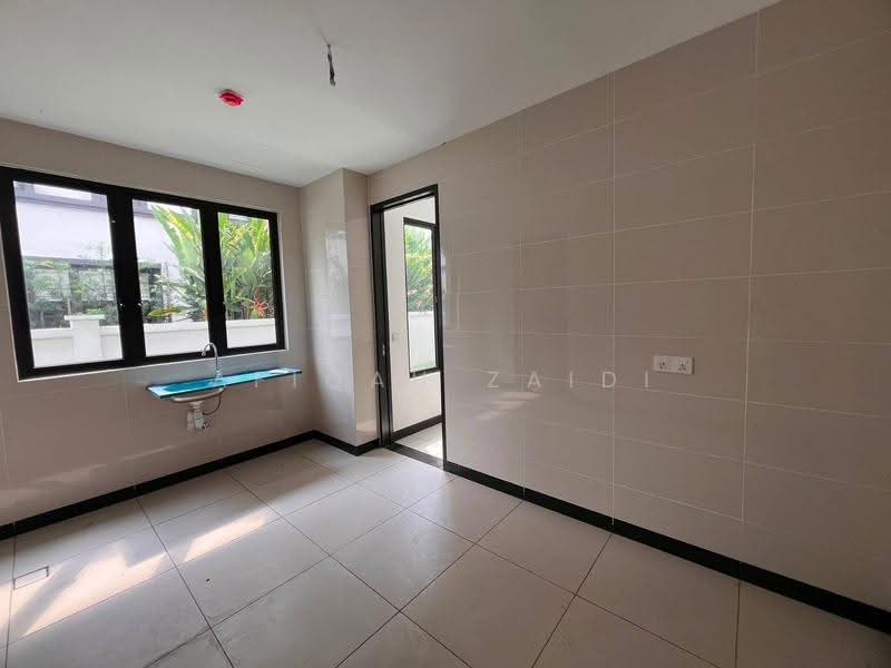 Rumah Berkembar untuk Dijual di Elmina (Shah Alam) - Afiqah zaidi - Kitchen - PropertyGuru.com.my