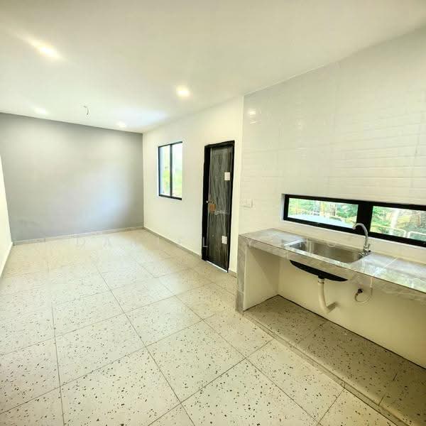 Terraced House for Sale in Skudai (Johor) - Daniel Yong - Kitchen - PropertyGuru.com.my