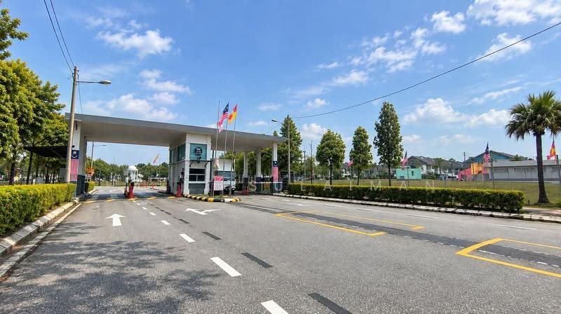 Semi-Detached House for Sale in Puncak Alam (Selangor) - Hafiz Sulaiman - Exterior - PropertyGuru.com.my