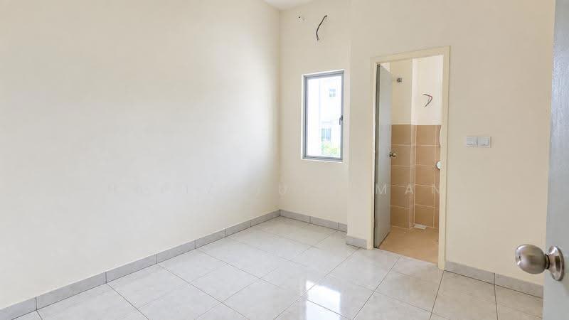 Semi-Detached House for Sale in Puncak Alam (Selangor) - Hafiz Sulaiman - Interior - PropertyGuru.com.my