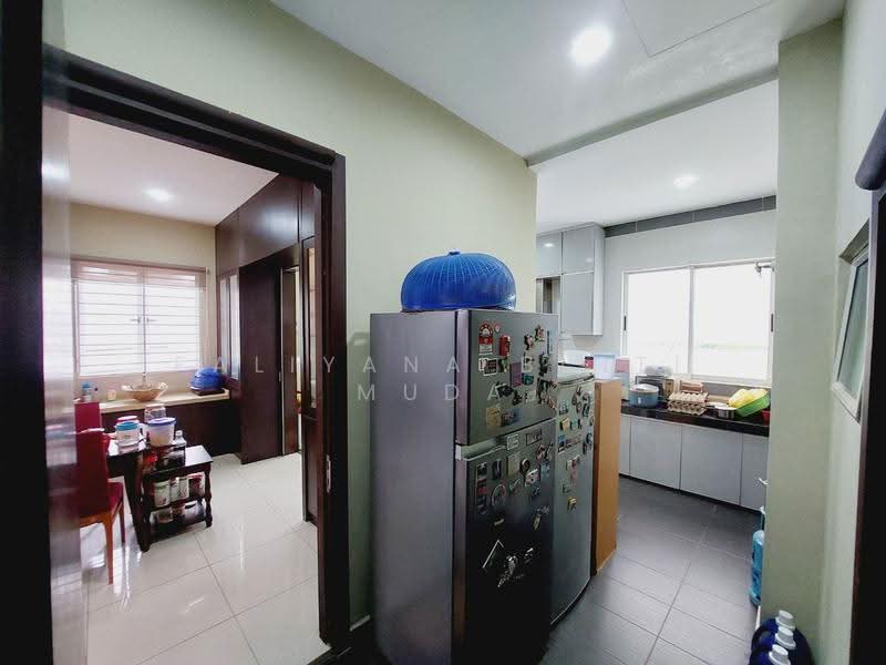 Rumah Banglo untuk Dijual di Taman Desa Impian (Kajang) - Faliyana binti Muda - Kitchen - PropertyGuru.com.my