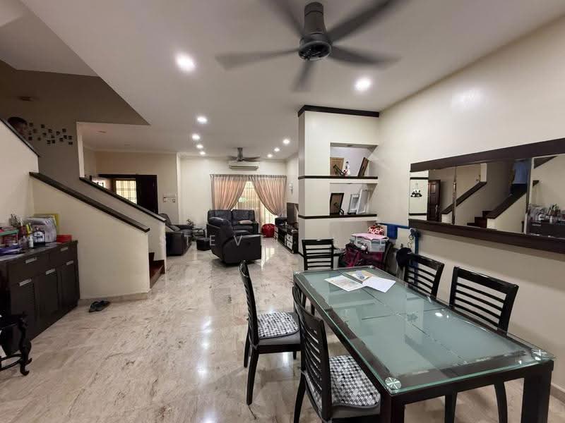 2.5-storey Terraced House for Sale in KL City Centre (Kuala Lumpur) - Steven Lee - Living Room - PropertyGuru.com.my