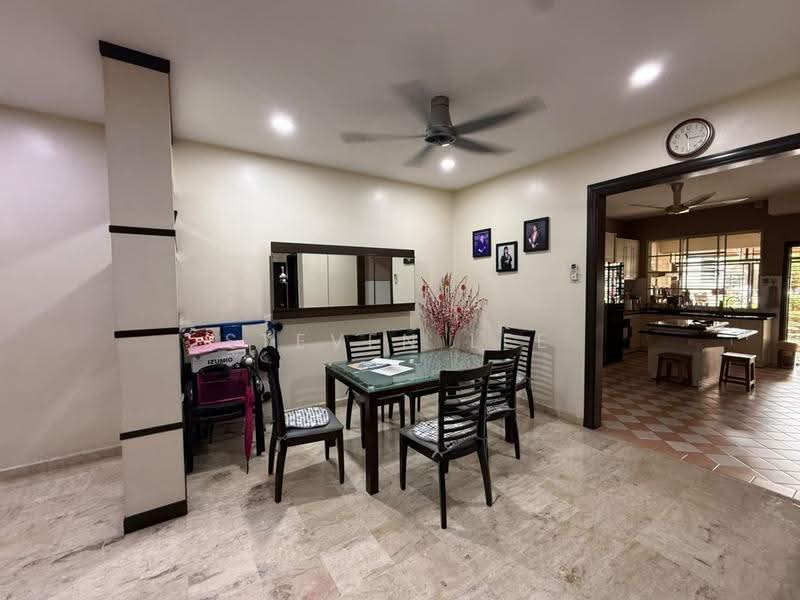 2.5-storey Terraced House for Sale in KL City Centre (Kuala Lumpur) - Steven Lee - Dining Room - PropertyGuru.com.my