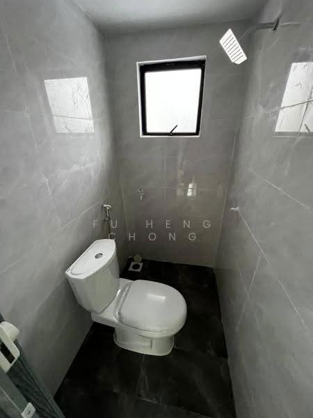 2-storey Terraced House for Sale in Permas Jaya (Johor) - Fu Heng Chong - Bathroom - PropertyGuru.com.my
