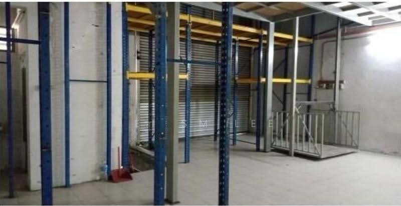 Kilang Teres untuk Disewa di Batu 9 (Cheras) - Mei SM Lee - Kawasan Perindustrian Mas Jaya Interior - PropertyGuru.com.my