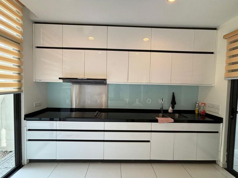 2-storey Terraced House for Sale in Medini (Iskandar Puteri (Nusajaya)) - Kinki Teow - Kitchen - PropertyGuru.com.my