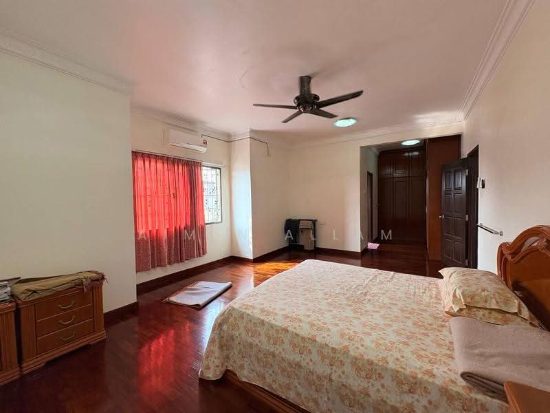 Semi-Detached House for Sale in Prima Saujana (Kajang) - Aiman Allam - Bedroom - PropertyGuru.com.my
