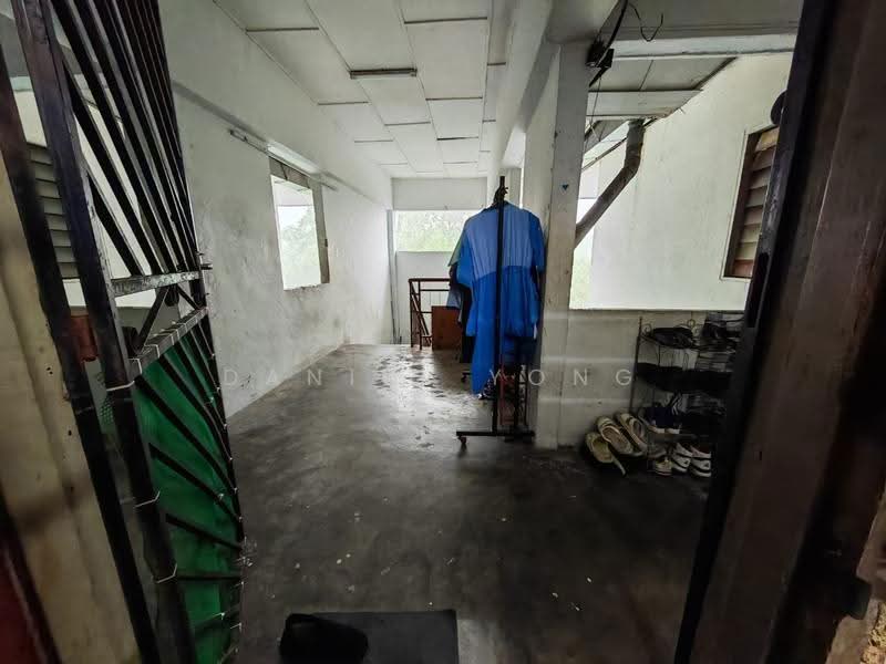 Flat for Sale at Taman Tampoi Utama Flat - Daniel Yong - Interior - PropertyGuru.com.my