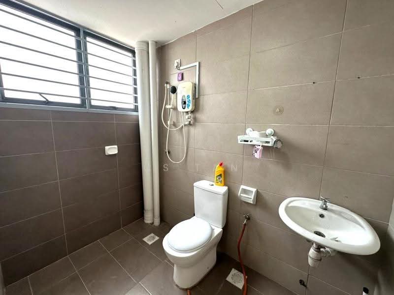 Service Residence for Rent at ARC @ Austin Hills - CS Tan - Bathroom - PropertyGuru.com.my