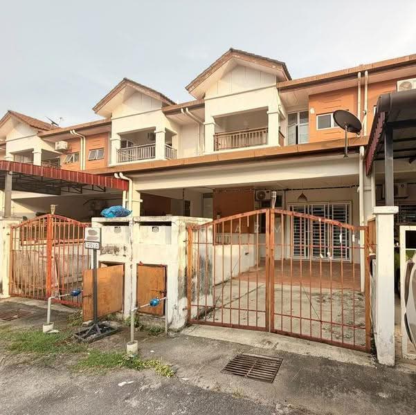 Townhouse for Sale in Sungai Buloh (Selangor) - Amirah Azmi - PropertyGuru.com.my