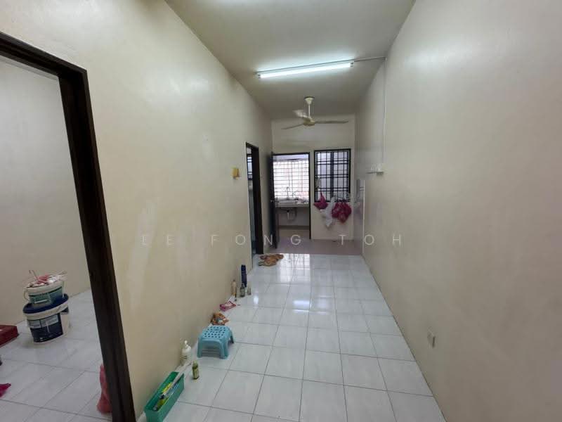 2-storey Terraced House for Sale in Taman Puteri Wangsa (Ulu Tiram) - Ee Fong Toh - Interior - PropertyGuru.com.my