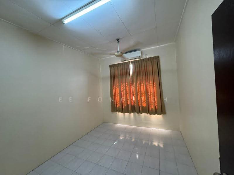 2-storey Terraced House for Sale in Taman Puteri Wangsa (Ulu Tiram) - Ee Fong Toh - Interior - PropertyGuru.com.my