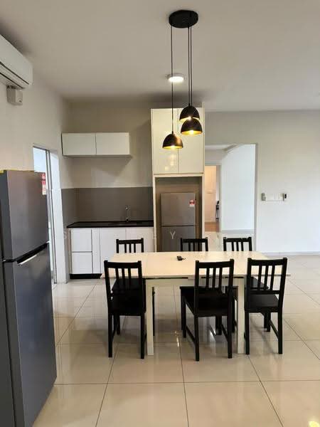 Kondominium untuk Dijual di Casa Green Condominium - Shirley Sea - Kitchen - PropertyGuru.com.my