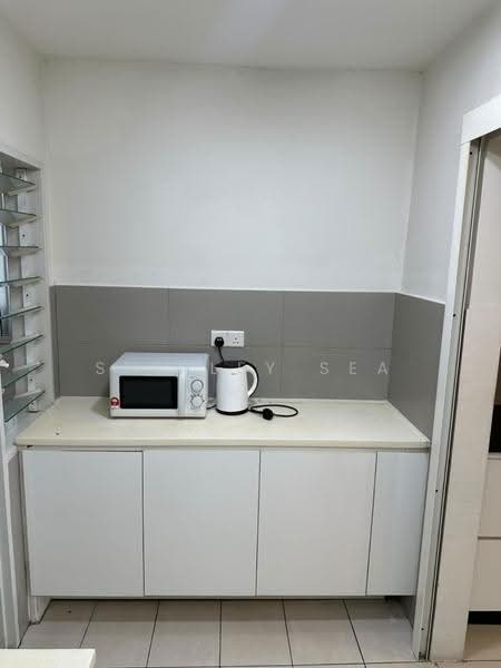 Kondominium untuk Dijual di Casa Green Condominium - Shirley Sea - Kitchen - PropertyGuru.com.my