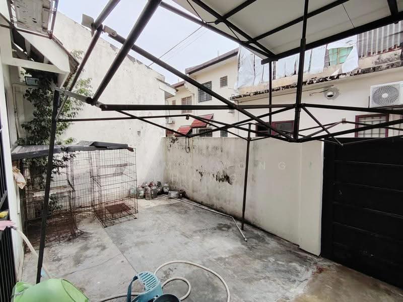 2-storey Terraced House for Sale in Bandar Putra Permai (Seri Kembangan) - Tommy Wong Phang - Exterior - PropertyGuru.com.my