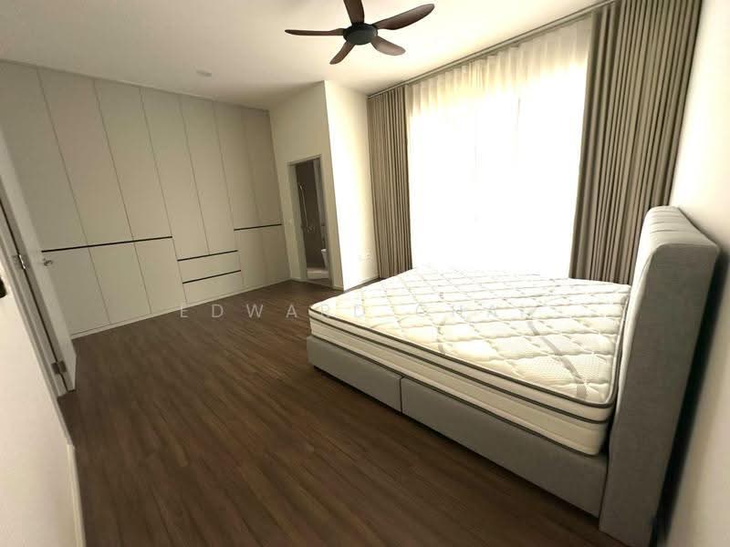 Rumah Teres untuk Disewa di Taman Bukit Serdang (Seri Kembangan) - Edward Chai - Bedroom - PropertyGuru.com.my