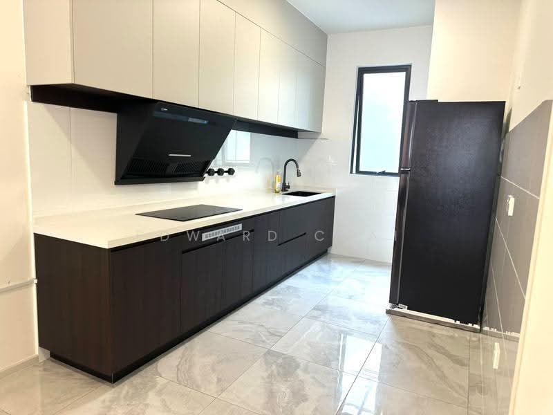 Rumah Teres untuk Disewa di Taman Bukit Serdang (Seri Kembangan) - Edward Chai - Kitchen - PropertyGuru.com.my