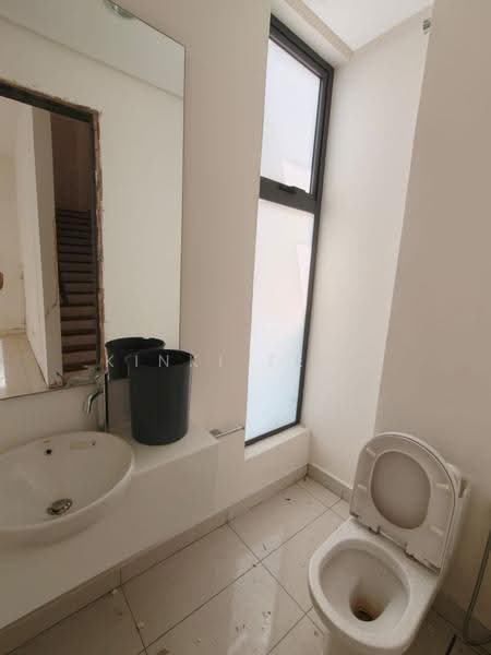 2-storey Terraced House for Sale in Medini (Iskandar Puteri (Nusajaya)) - Kinki Teow - Bathroom - PropertyGuru.com.my