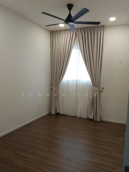 Terraced House for Rent in Taman Bukit Serdang (Seri Kembangan) - Edward Chai - Bedroom - PropertyGuru.com.my